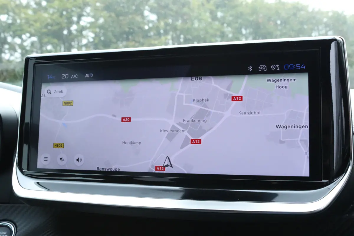 Hybrid 145 Allure | Adaptieve Cruise | 360 Camera | Navigatie | Carplay | Climate | Keyless | 17 Inch | Dodehoekbewaking