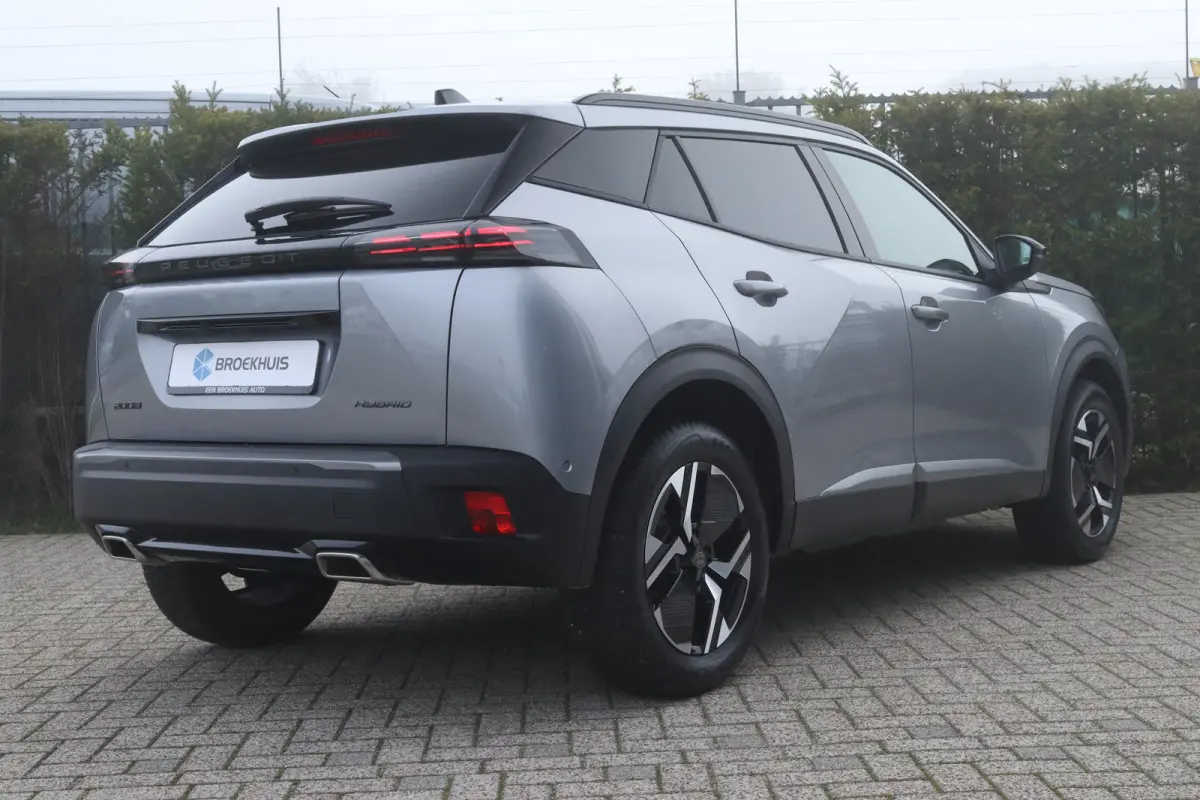 Hybrid 145 Allure | Adaptieve Cruise | 360 Camera | Navigatie | Carplay | Climate | Keyless | 17 Inch | Dodehoekbewaking