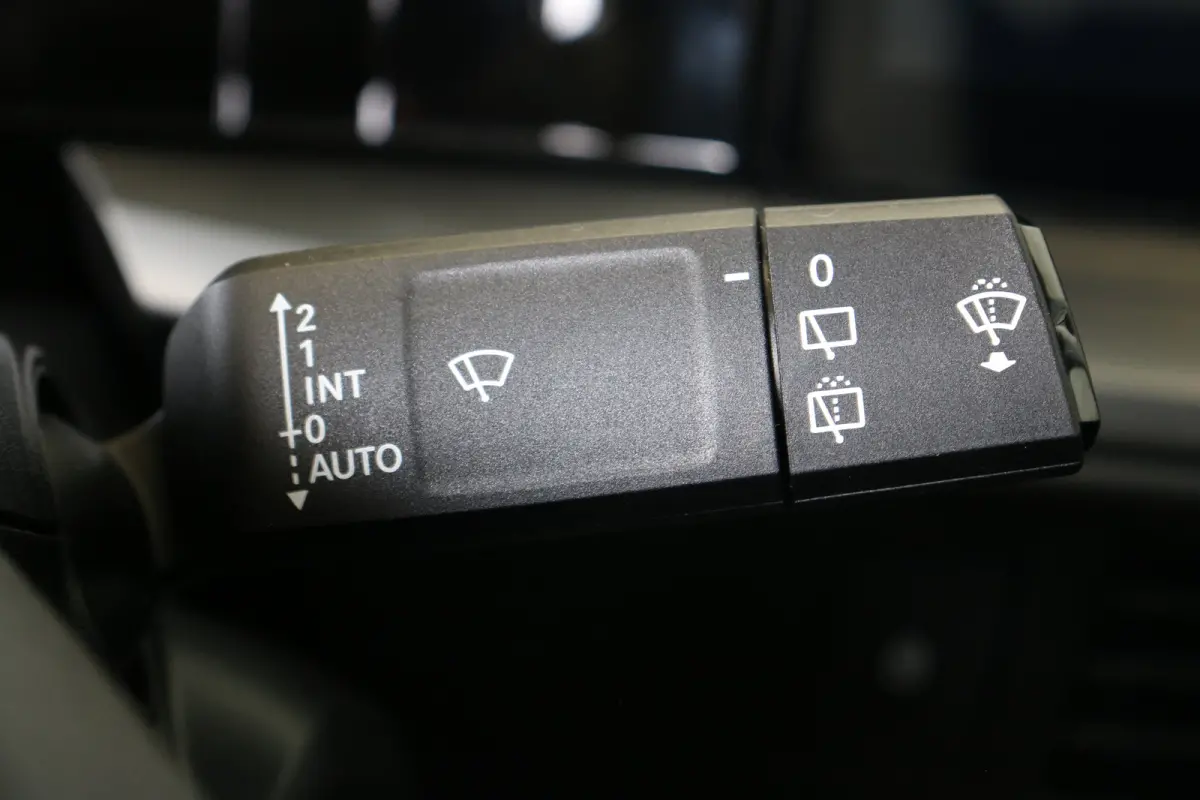 GS 44 kWh | Navi | Verw. stoelen en stuur | Camera | LMV 17" | Aplle carplay | DAB | AGR-stoelen | LED koplampen |
