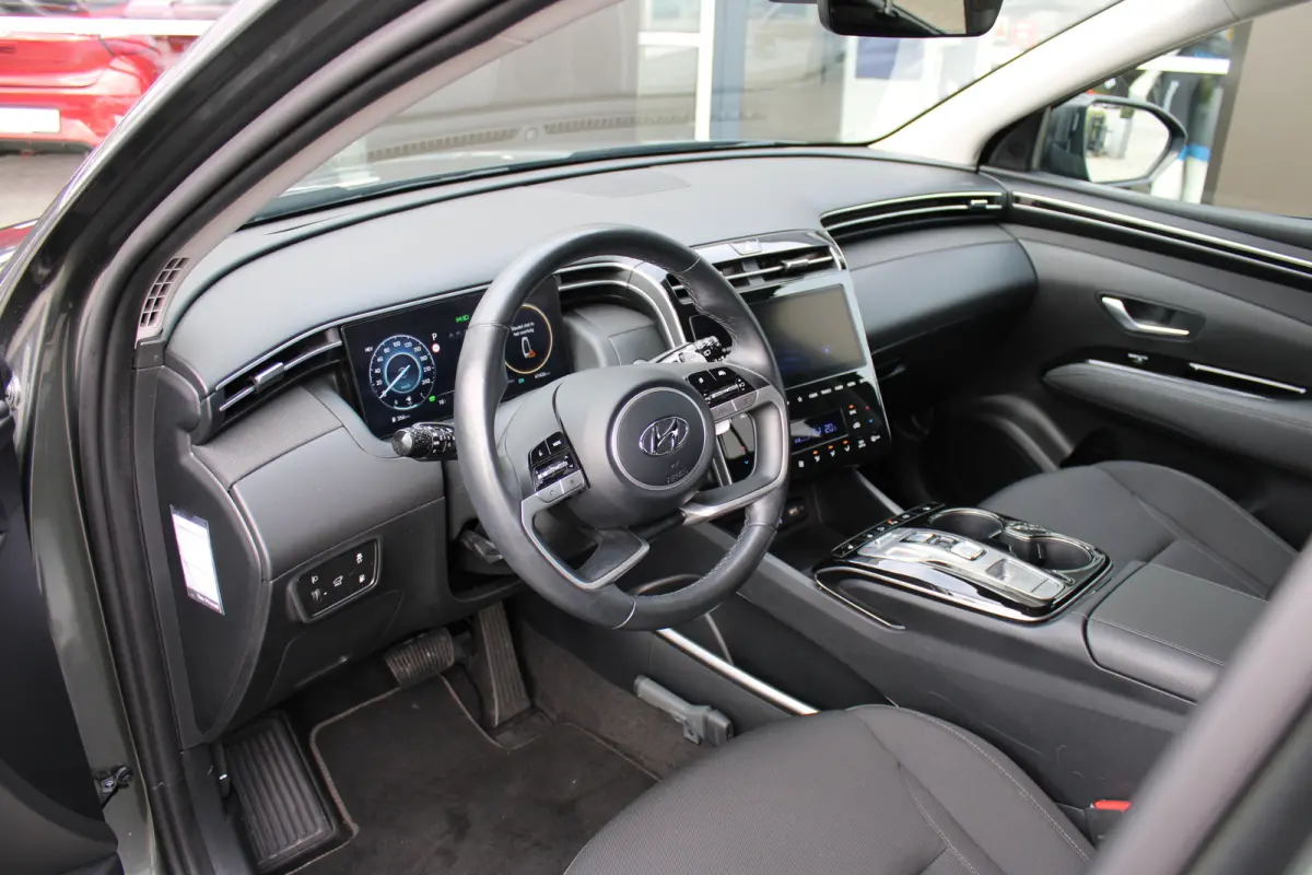 1.6 T-GDI PHEV Comfort Smart 4WD | Adaptive Cruise Control | Lane Assist | Elektrisch bedienbare achterklep | | 11 kW lader | Achterbank in delen neerklapbaar | Achteruitrijcamera