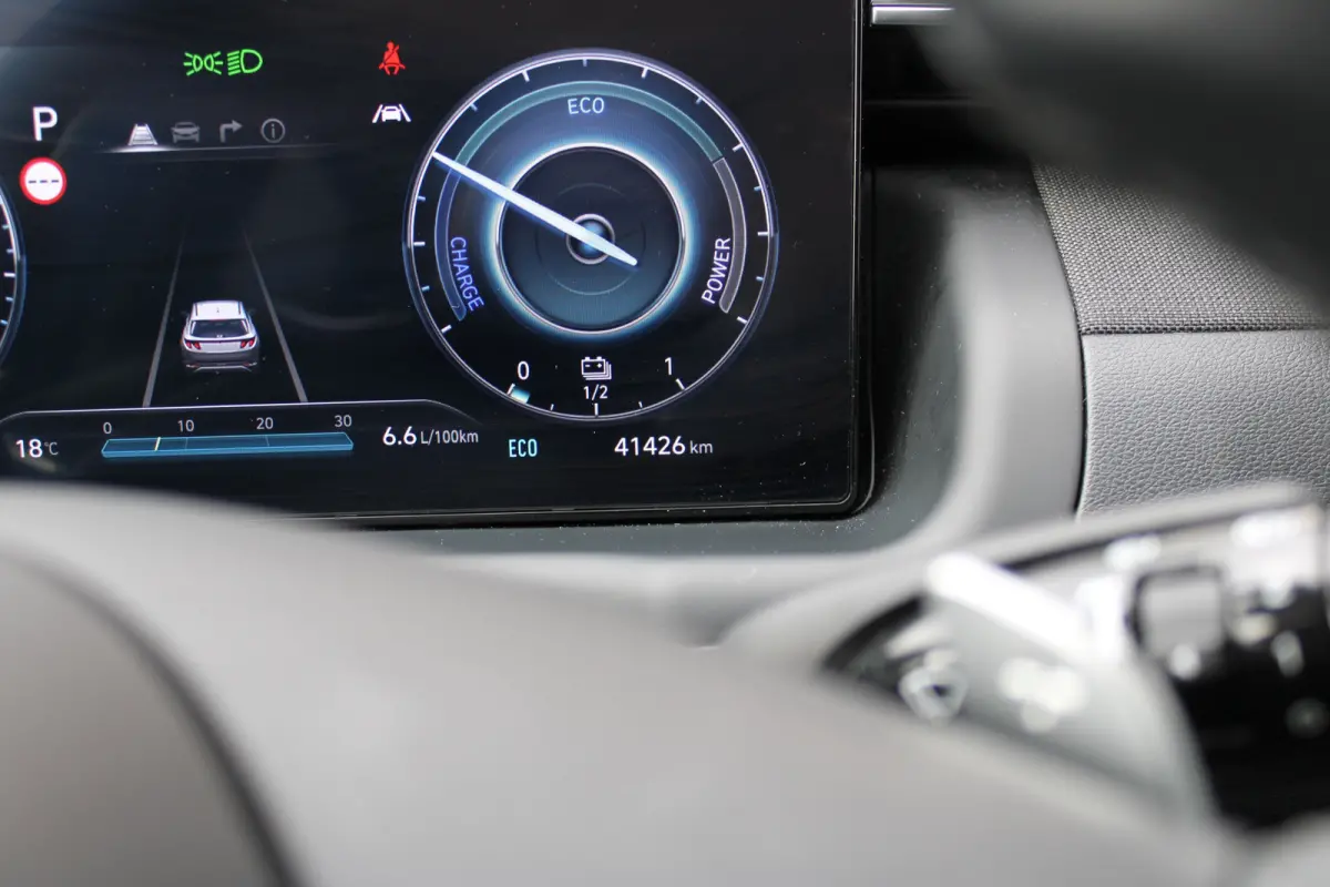 1.6 T-GDI PHEV Comfort Smart 4WD | Adaptive Cruise Control | Lane Assist | Elektrisch bedienbare achterklep | | 11 kW lader | Achterbank in delen neerklapbaar | Achteruitrijcamera