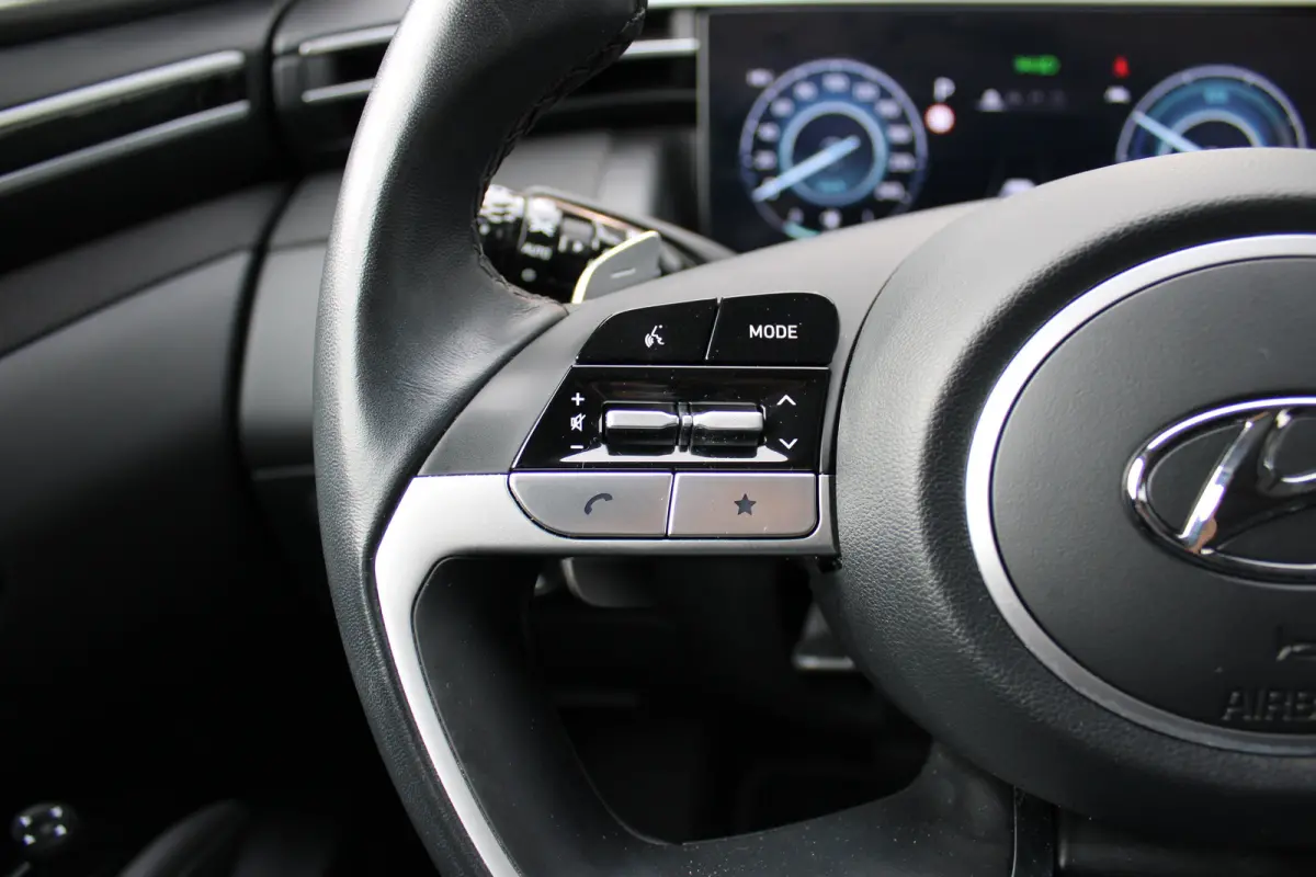 1.6 T-GDI PHEV Comfort Smart 4WD | Adaptive Cruise Control | Lane Assist | Elektrisch bedienbare achterklep | | 11 kW lader | Achterbank in delen neerklapbaar | Achteruitrijcamera