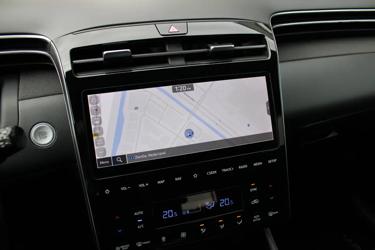 1.6 T-GDI PHEV Comfort Smart 4WD | Adaptive Cruise Control | Lane Assist | Elektrisch bedienbare achterklep | | 11 kW lader | Achterbank in delen neerklapbaar | Achteruitrijcamera