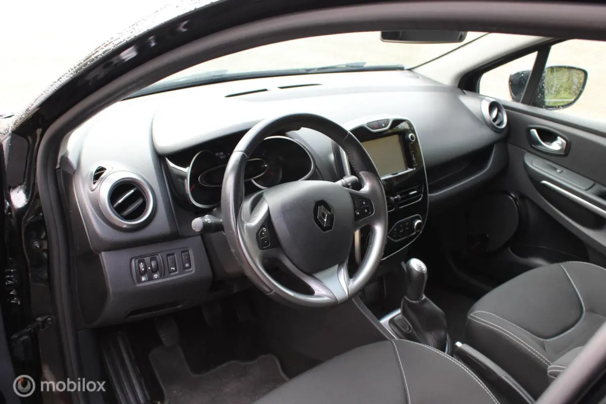 0.9 TCe Limited, Trekhaak, Clima, Pdc achter, Cruise control, Navi,