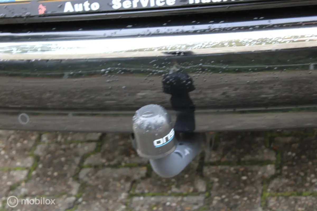 0.9 TCe Limited, Trekhaak, Clima, Pdc achter, Cruise control, Navi,