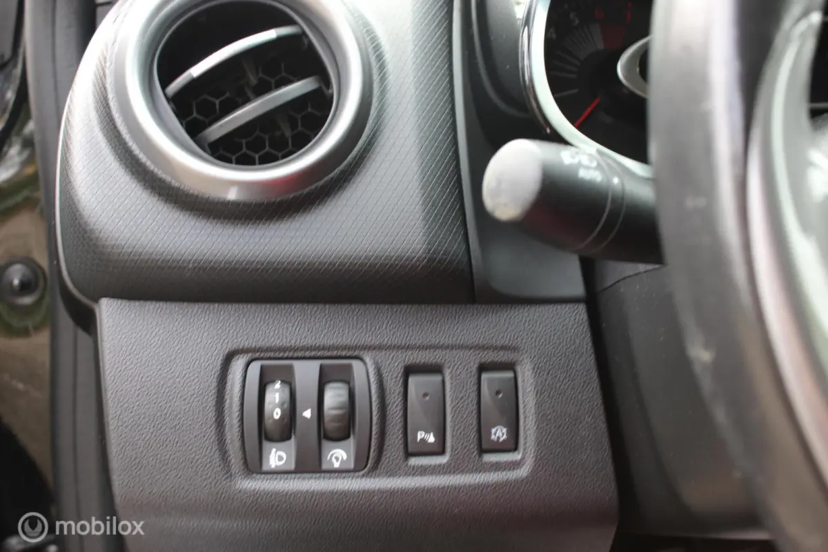 0.9 TCe Limited, Trekhaak, Clima, Pdc achter, Cruise control, Navi,