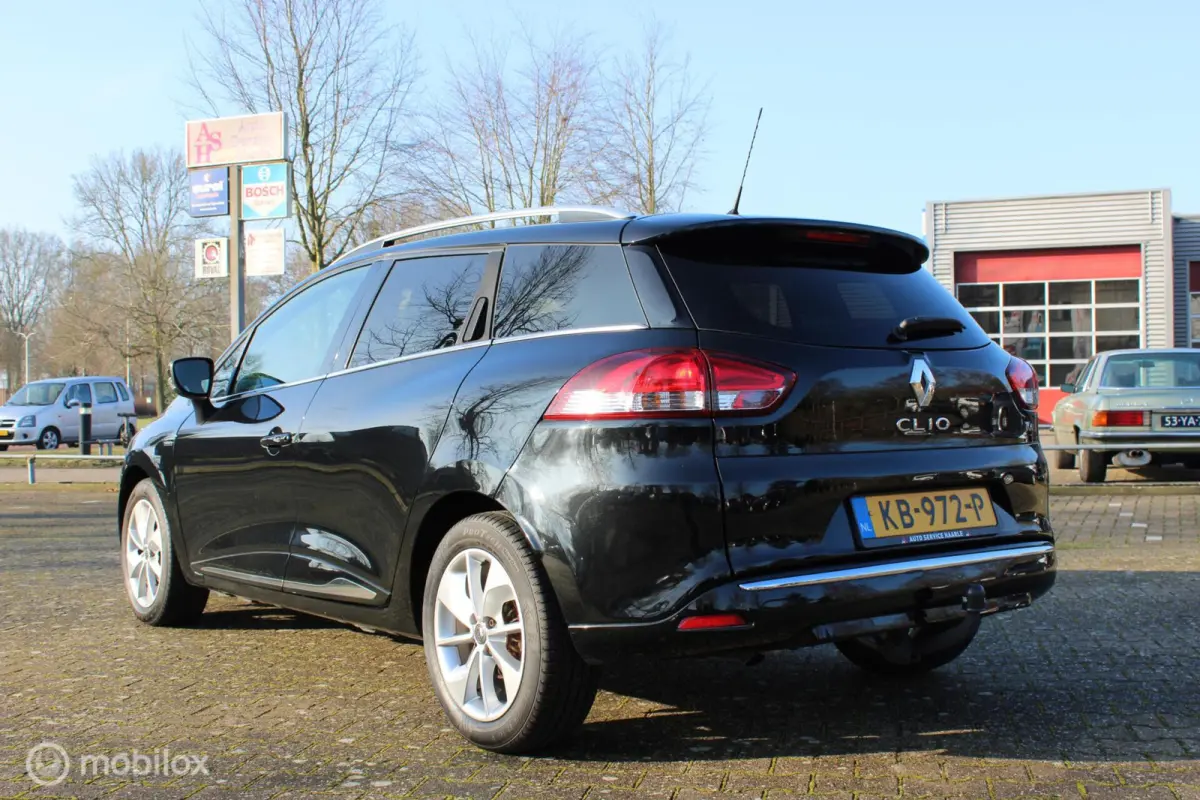 0.9 TCe Limited, Trekhaak, Clima, Pdc achter, Cruise control, Navi,
