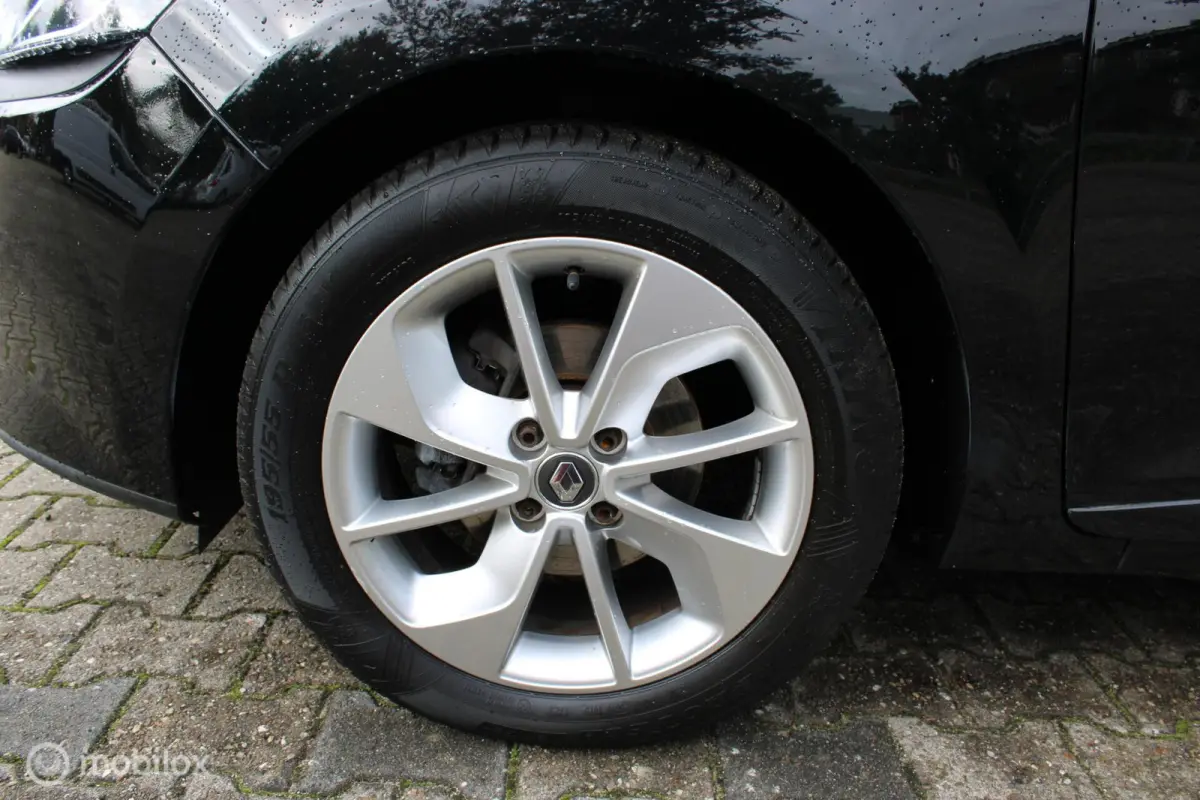 0.9 TCe Limited, Trekhaak, Clima, Pdc achter, Cruise control, Navi,