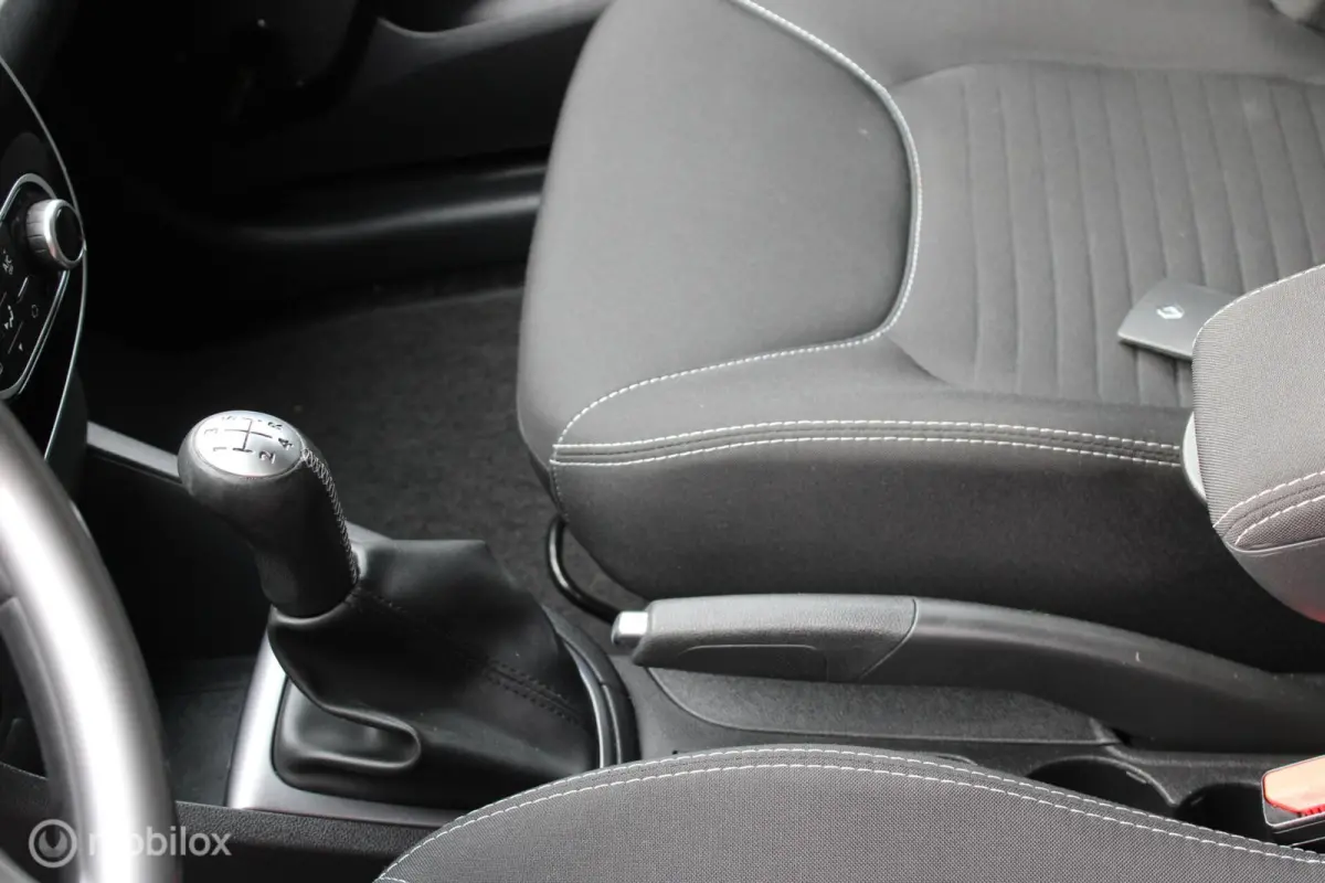0.9 TCe Limited, Trekhaak, Clima, Pdc achter, Cruise control, Navi,