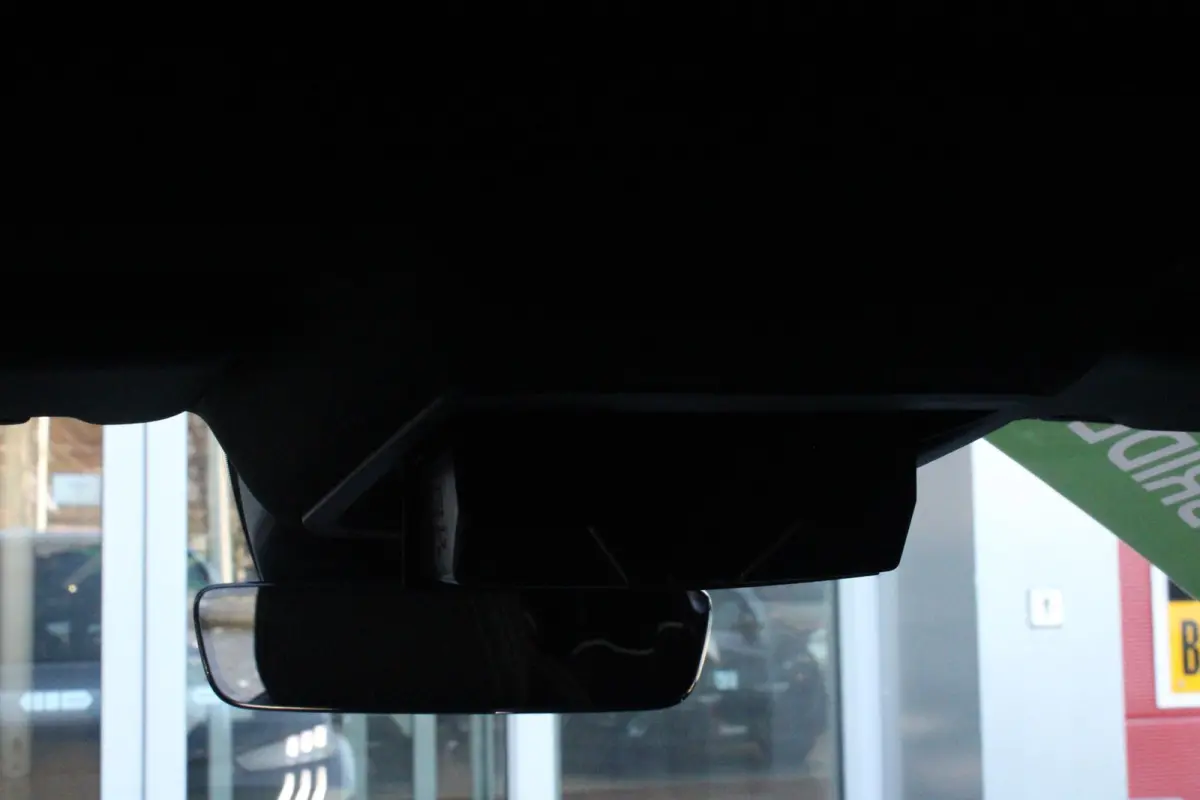 1.6 plug-in Hybrid 195 GT **NIEUW** | NAPPA LEDEREN BEKLEDING DONKERGRIJS | PANORAMISCH SCHUIF/KANTEL DAK | FOCAL AUDIO SYSTEM | TREKHAAK MET AFNEEMBARE KOGEL | ELEKTRISCH BEDIENBARE VOORSTO
