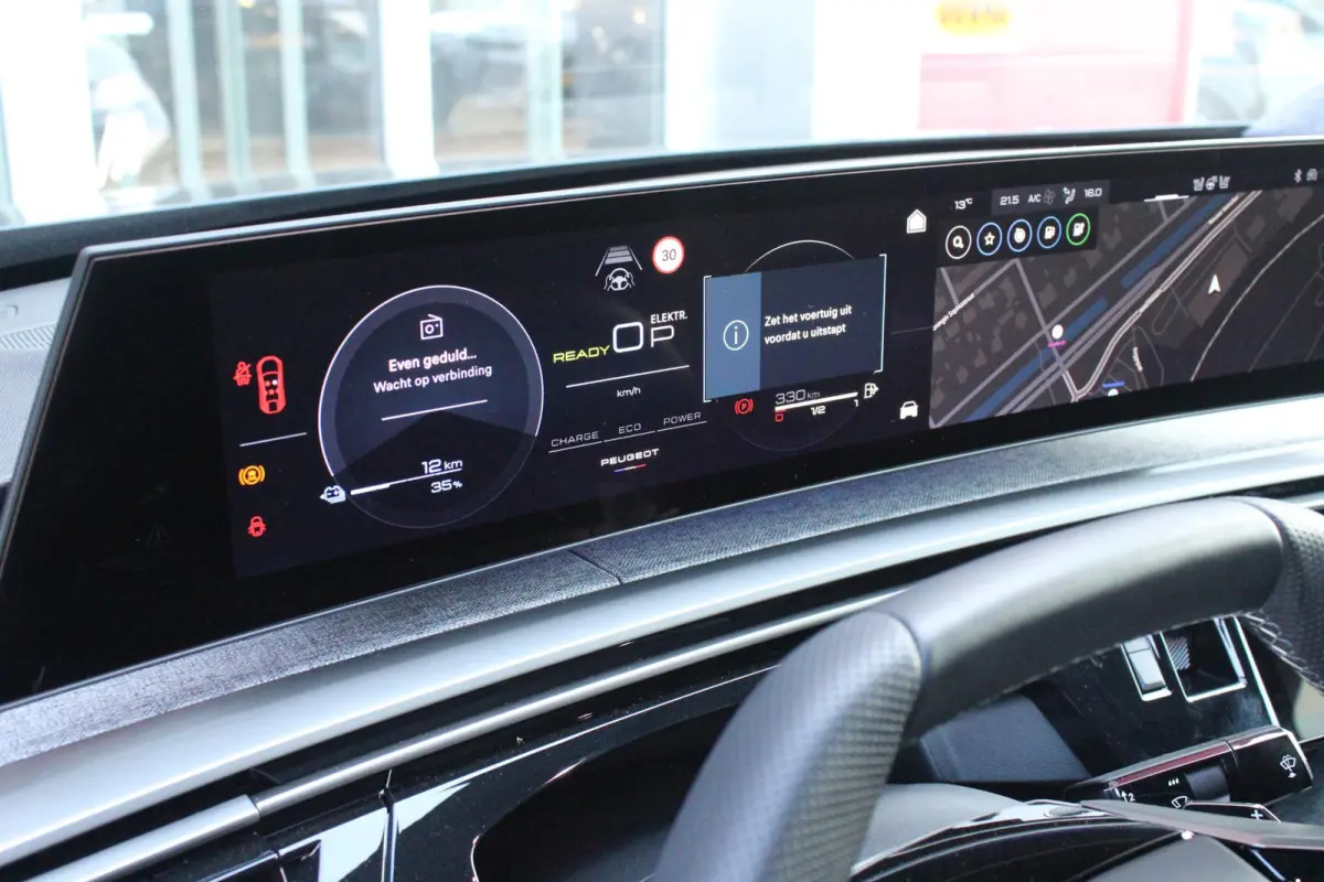 1.6 plug-in Hybrid 195 GT **NIEUW** | NAPPA LEDEREN BEKLEDING DONKERGRIJS | PANORAMISCH SCHUIF/KANTEL DAK | FOCAL AUDIO SYSTEM | TREKHAAK MET AFNEEMBARE KOGEL | ELEKTRISCH BEDIENBARE VOORSTO