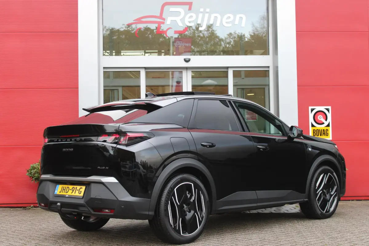 1.6 plug-in Hybrid 195 GT **NIEUW** | NAPPA LEDEREN BEKLEDING DONKERGRIJS | PANORAMISCH SCHUIF/KANTEL DAK | FOCAL AUDIO SYSTEM | TREKHAAK MET AFNEEMBARE KOGEL | ELEKTRISCH BEDIENBARE VOORSTO