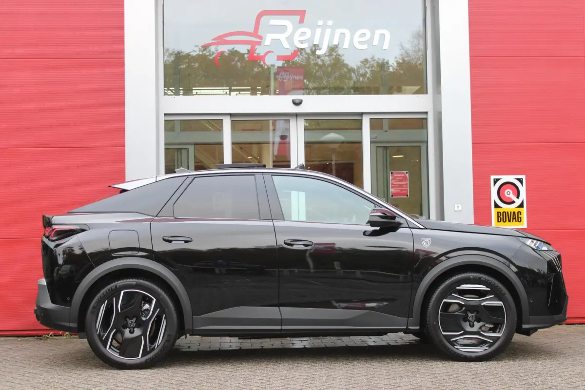 1.6 plug-in Hybrid 195 GT **NIEUW** | NAPPA LEDEREN BEKLEDING DONKERGRIJS | PANORAMISCH SCHUIF/KANTEL DAK | FOCAL AUDIO SYSTEM | TREKHAAK MET AFNEEMBARE KOGEL | ELEKTRISCH BEDIENBARE VOORSTO