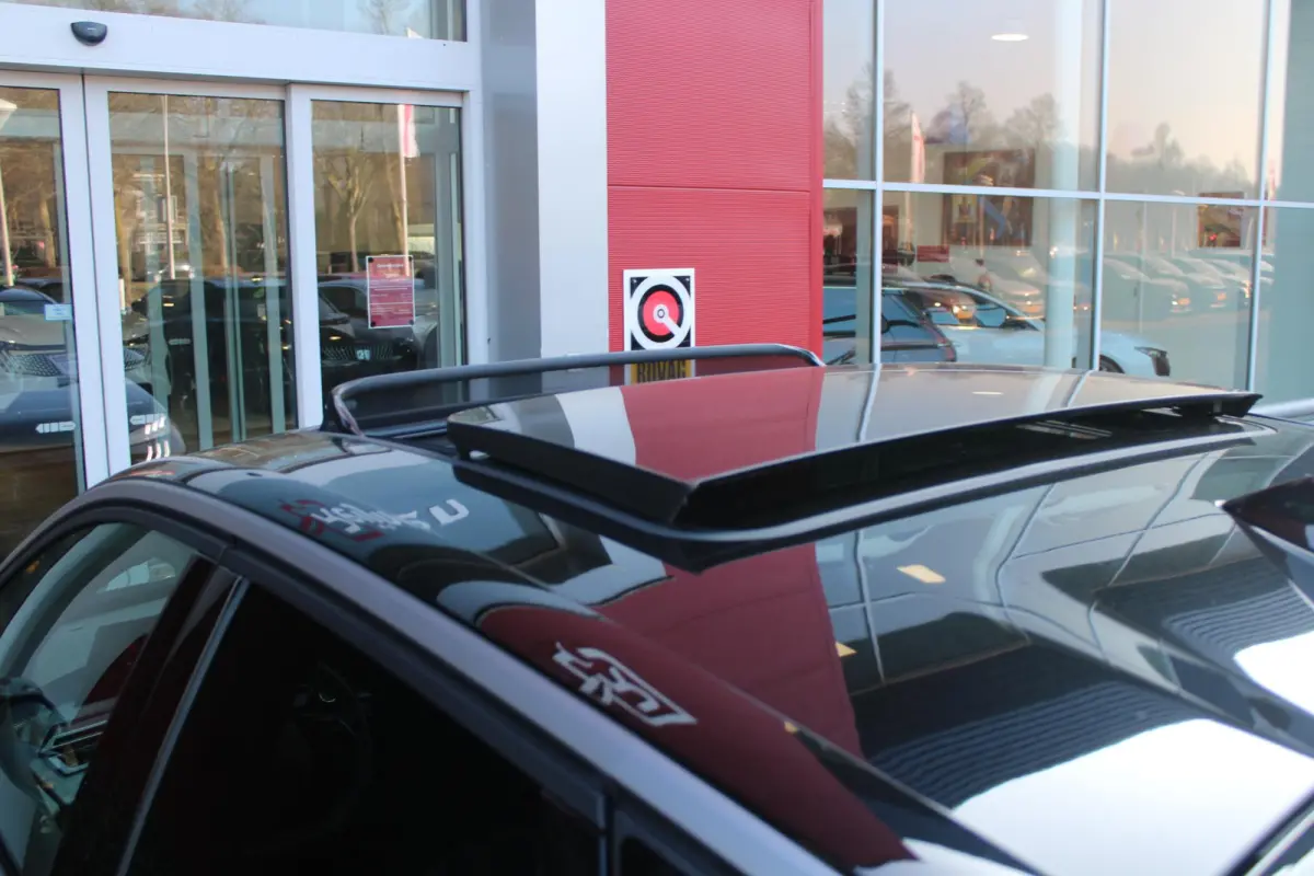 1.6 plug-in Hybrid 195 GT **NIEUW** | NAPPA LEDEREN BEKLEDING DONKERGRIJS | PANORAMISCH SCHUIF/KANTEL DAK | FOCAL AUDIO SYSTEM | TREKHAAK MET AFNEEMBARE KOGEL | ELEKTRISCH BEDIENBARE VOORSTO