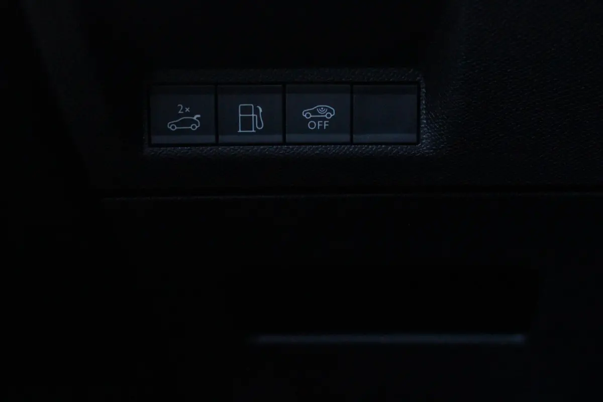 1.6 plug-in Hybrid 195 GT **NIEUW** | NAPPA LEDEREN BEKLEDING DONKERGRIJS | PANORAMISCH SCHUIF/KANTEL DAK | FOCAL AUDIO SYSTEM | TREKHAAK MET AFNEEMBARE KOGEL | ELEKTRISCH BEDIENBARE VOORSTO