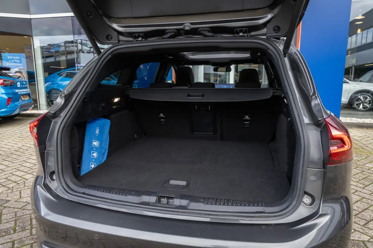 1.0 EcoBoost Hybrid ST Line X | Pano-dak | Cruise adaptief | Apple Carplay/Android Auto | Camera | Stoel+stuur verwarming | Keyless | Achteruitrijcamera | Cruise control adaptief met Stop&Go