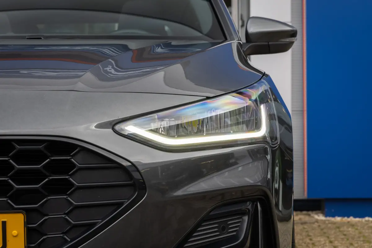 1.0 EcoBoost Hybrid ST Line X | Pano-dak | Cruise adaptief | Apple Carplay/Android Auto | Camera | Stoel+stuur verwarming | Keyless | Achteruitrijcamera | Cruise control adaptief met Stop&Go