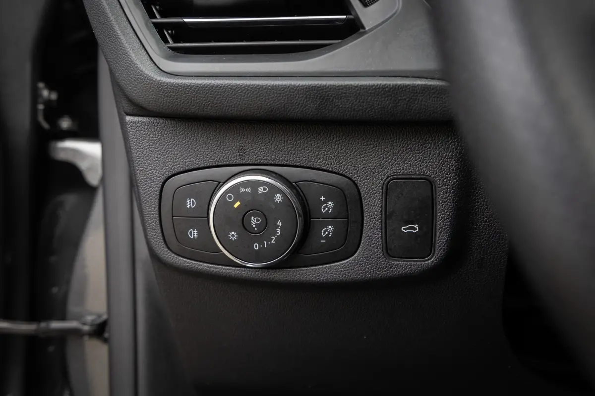 1.0 EcoBoost Hybrid ST Line X | Pano-dak | Cruise adaptief | Apple Carplay/Android Auto | Camera | Stoel+stuur verwarming | Keyless | Achteruitrijcamera | Cruise control adaptief met Stop&Go