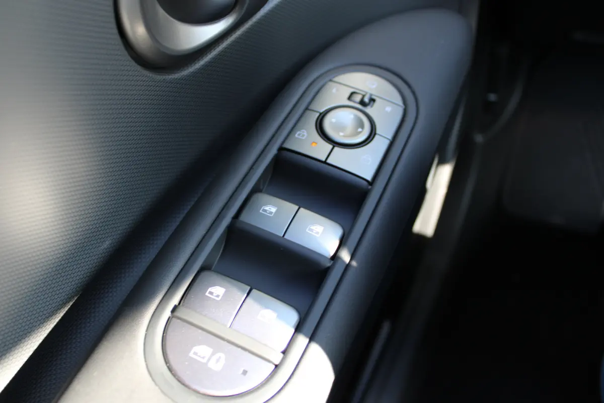 Long Range Pure Edition 84 kWh | €3000,- korting !! | vanaf 458,- Financial Lease p/m !