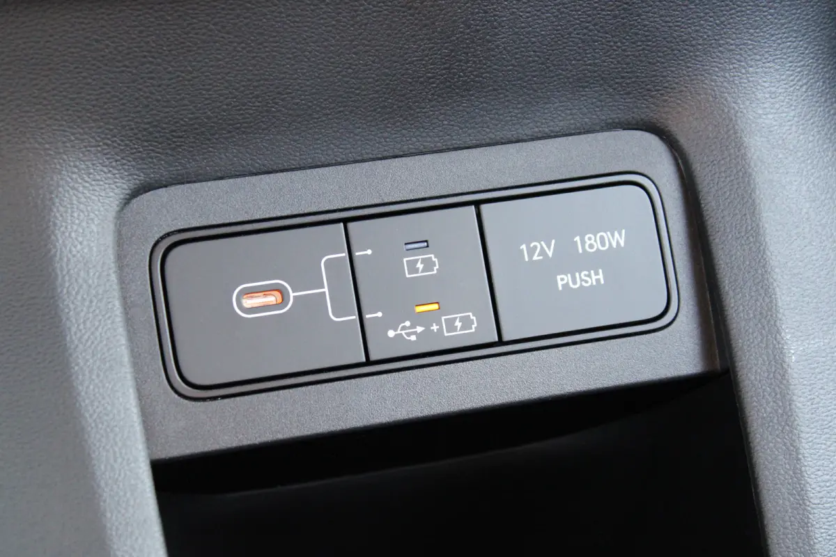 Long Range Pure Edition 84 kWh | €3000,- korting !! | vanaf 458,- Financial Lease p/m !