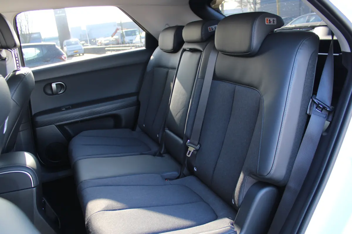 Long Range Pure Edition 84 kWh | €3000,- korting !! | vanaf 458,- Financial Lease p/m !
