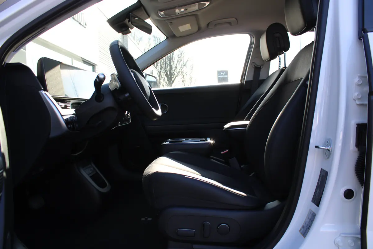 Long Range Pure Edition 84 kWh | €3000,- korting !! | vanaf 458,- Financial Lease p/m !