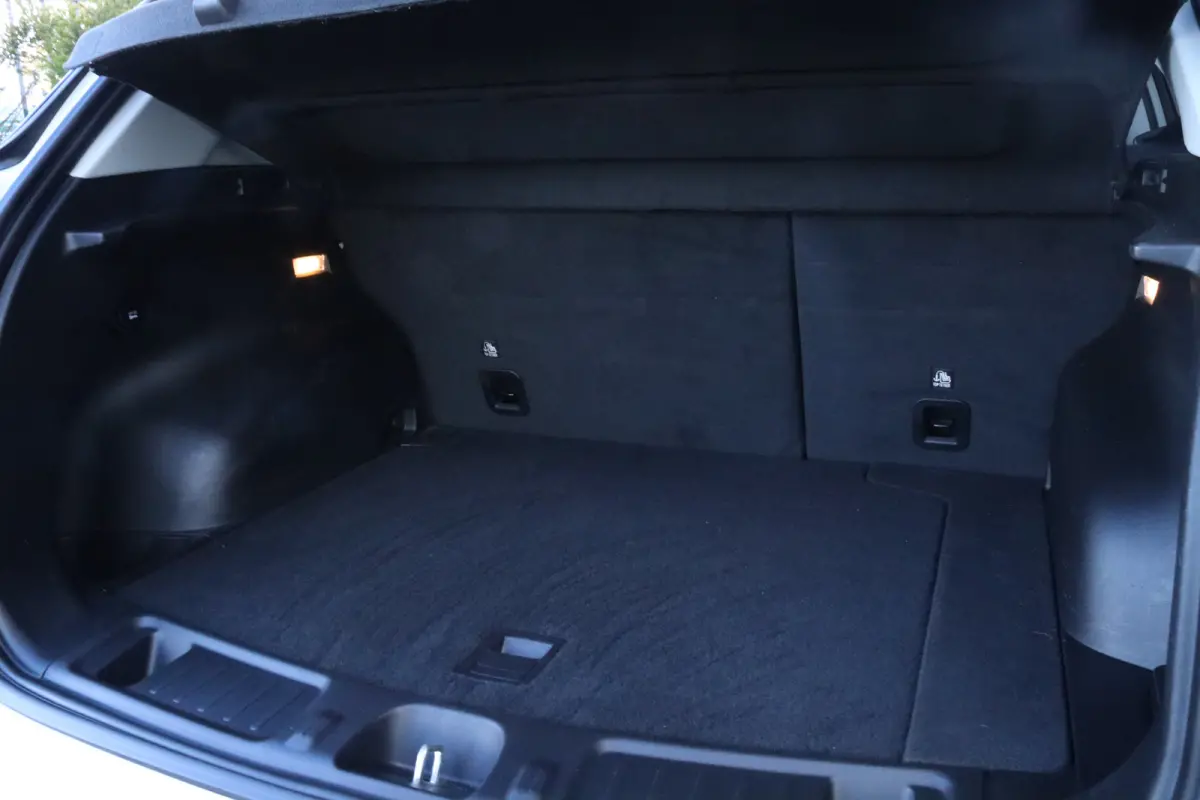 4xe 240 Plug-in Hybrid Upland | Adaptieve Cruise | Stoel+Stuurverwarming | Navigatie | Keyless | Camera | Carplay