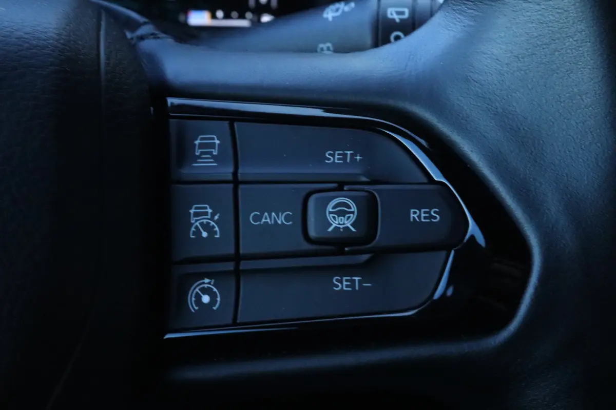 4xe 240 Plug-in Hybrid Upland | Adaptieve Cruise | Stoel+Stuurverwarming | Navigatie | Keyless | Camera | Carplay