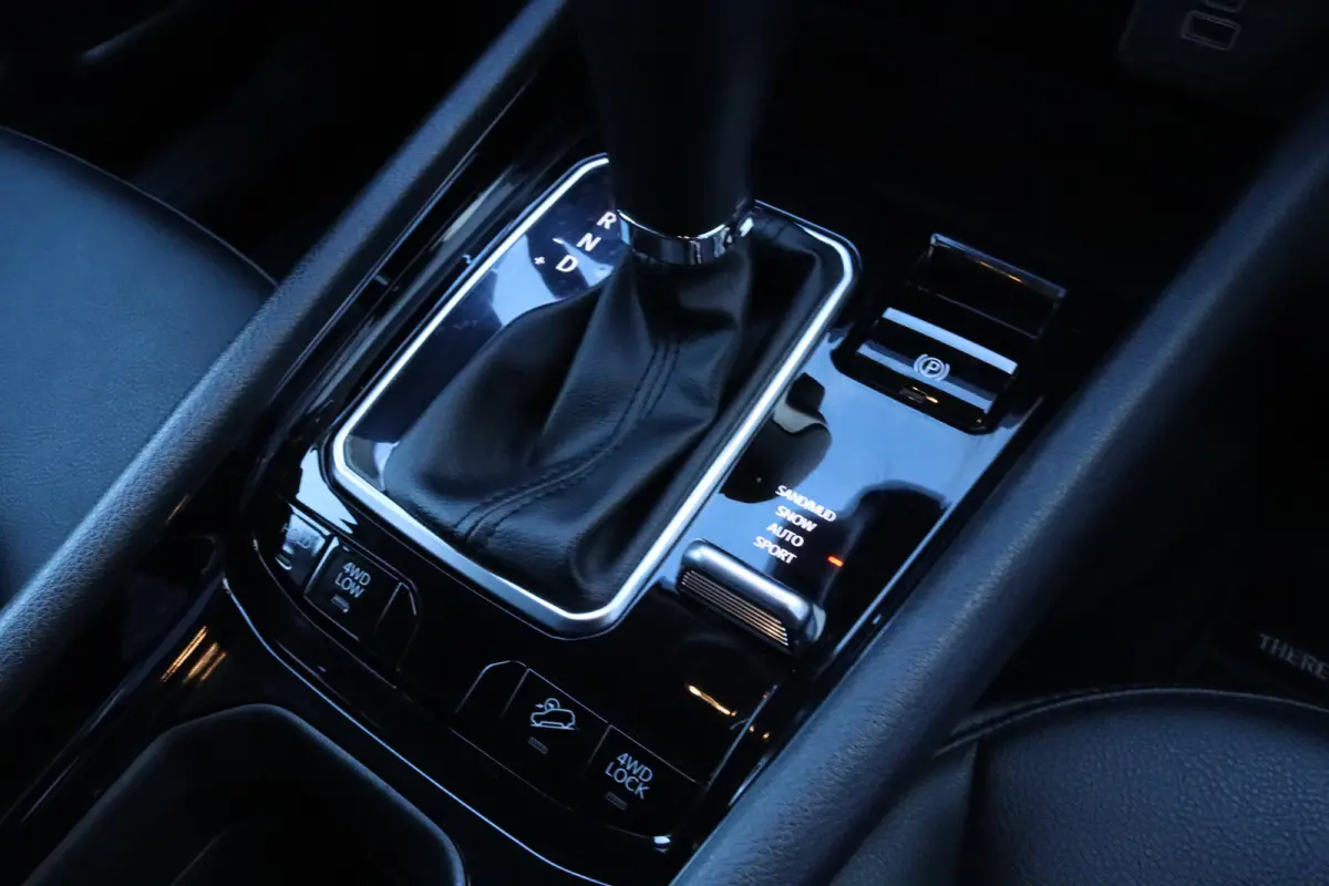 4xe 240 Plug-in Hybrid Upland | Adaptieve Cruise | Stoel+Stuurverwarming | Navigatie | Keyless | Camera | Carplay