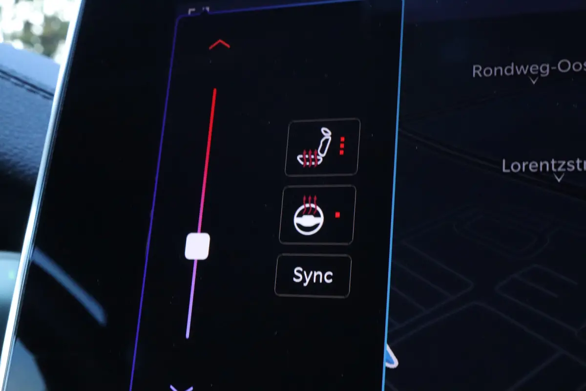 4xe 240 Plug-in Hybrid Upland | Adaptieve Cruise | Stoel+Stuurverwarming | Navigatie | Keyless | Camera | Carplay