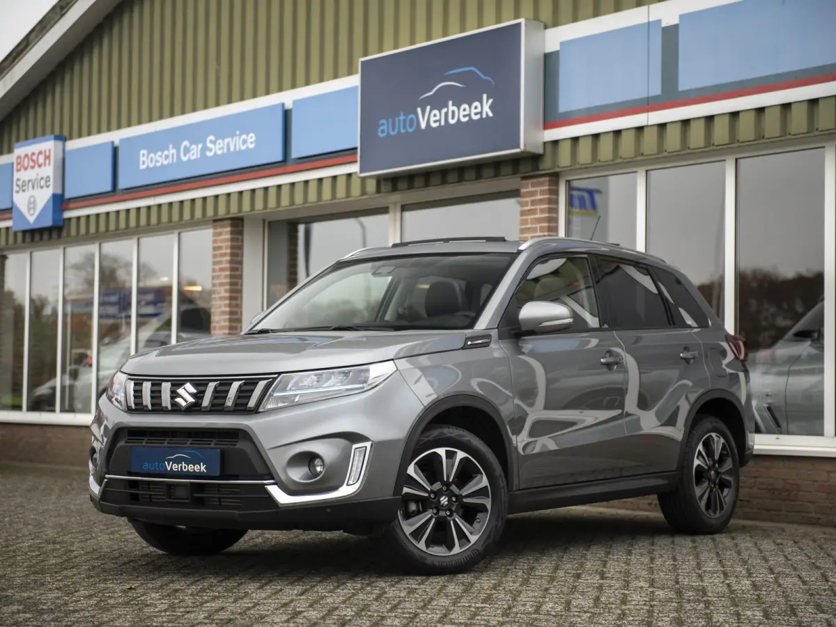 1.4 Boosterjet Style Smart Hybrid | Panoramadak | Navigatie | Apple Carplay/Android Auto | Stoelverwarming | Keyless | Adaptive Cruise Control