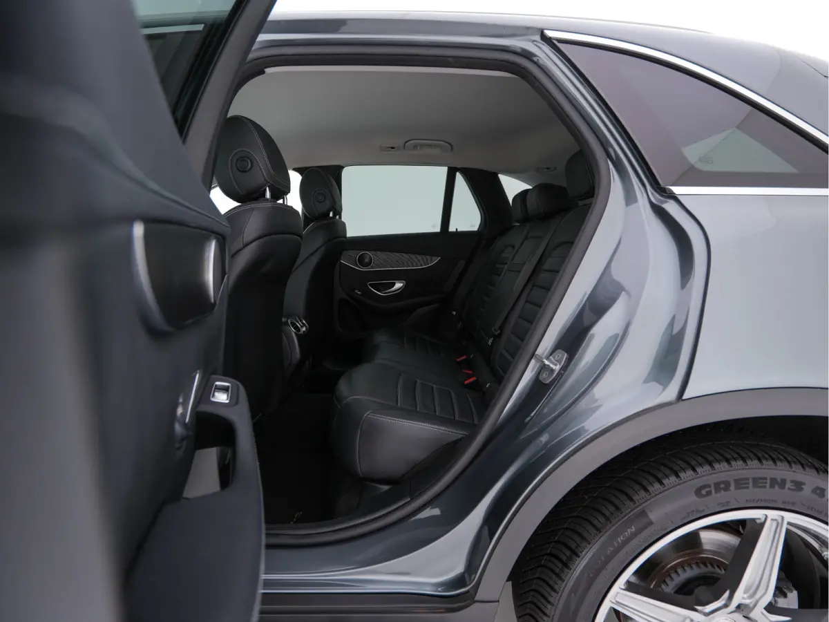 350e 4MATIC Premium Plus Plug-in Aut. *LEATHER | FULL-LED | BLIND-SPOT | HEATED-SPORTSEATS | CAMERA | KEYLESS | AIR-SUSPENSION | ADAPTIVE-CRUISE | PRIVACY-GLASS | NAVI-FULLMAP | 20''ALU*