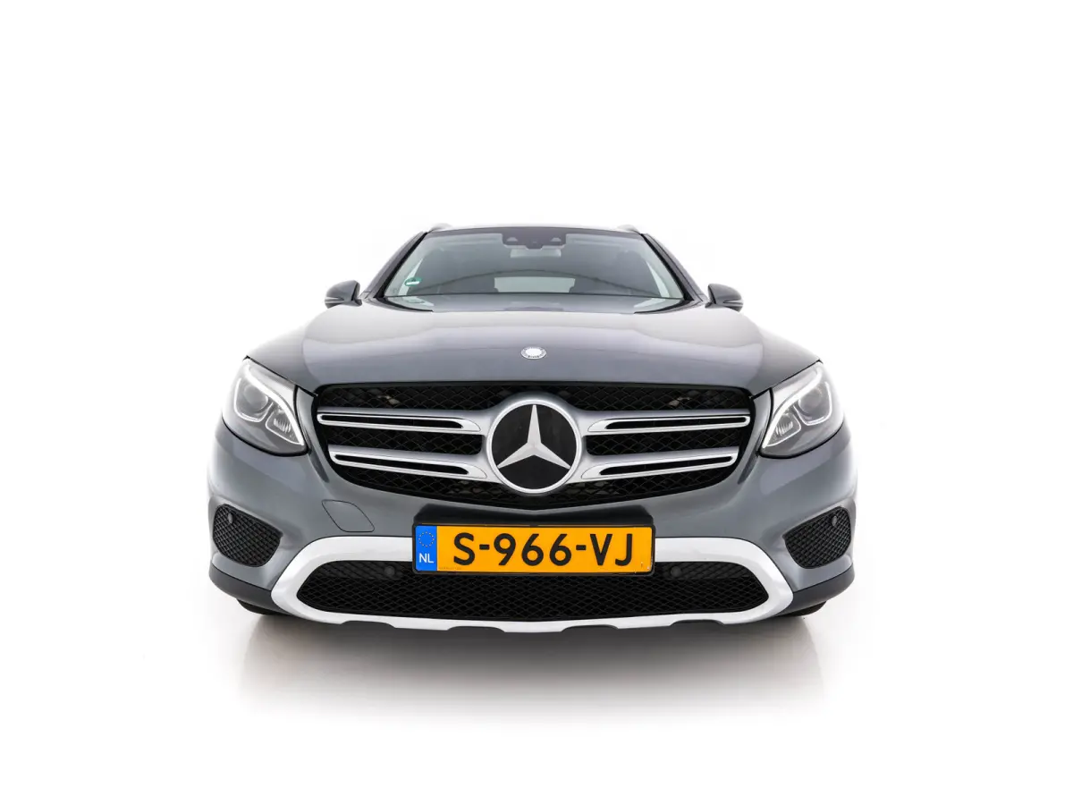 350e 4MATIC Premium Plus Plug-in Aut. *LEATHER | FULL-LED | BLIND-SPOT | HEATED-SPORTSEATS | CAMERA | KEYLESS | AIR-SUSPENSION | ADAPTIVE-CRUISE | PRIVACY-GLASS | NAVI-FULLMAP | 20''ALU*