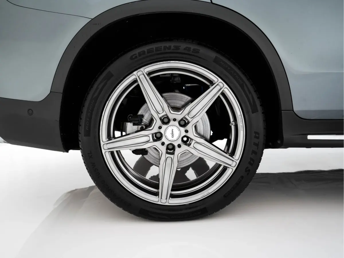 350e 4MATIC Premium Plus Plug-in Aut. *LEATHER | FULL-LED | BLIND-SPOT | HEATED-SPORTSEATS | CAMERA | KEYLESS | AIR-SUSPENSION | ADAPTIVE-CRUISE | PRIVACY-GLASS | NAVI-FULLMAP | 20''ALU*