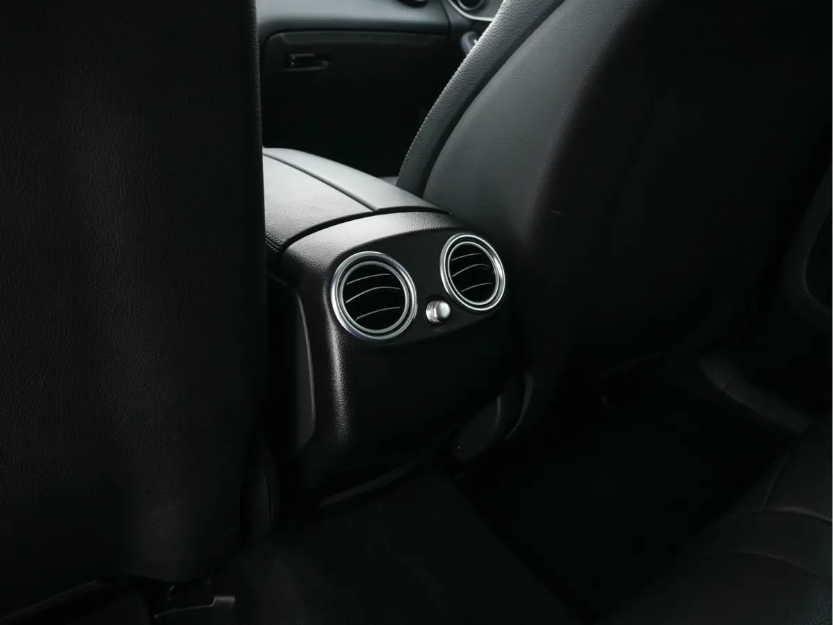 350e 4MATIC Premium Plus Plug-in Aut. *LEATHER | FULL-LED | BLIND-SPOT | HEATED-SPORTSEATS | CAMERA | KEYLESS | AIR-SUSPENSION | ADAPTIVE-CRUISE | PRIVACY-GLASS | NAVI-FULLMAP | 20''ALU*