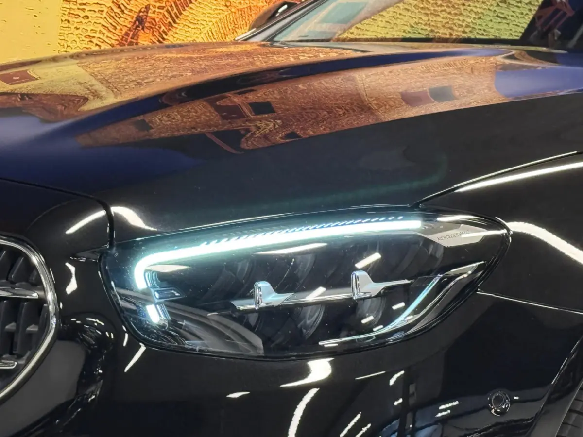 300 e Luxury Line Schuifdak Camera LED INCL BTW