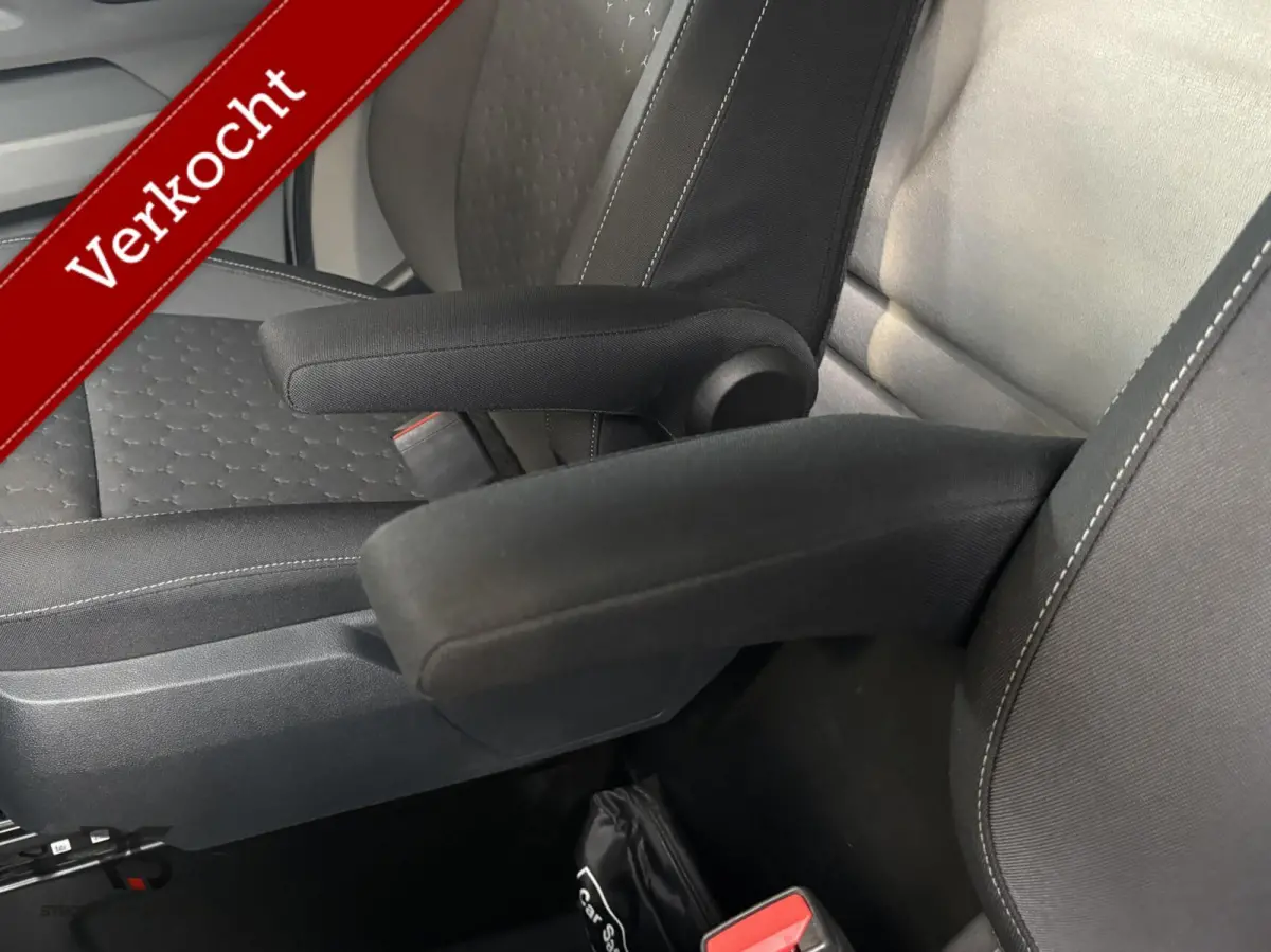 320 2.0 TDCI 170 pk A/T L2/H1 Limited | Navi | LED | Camera | Virtual | ACC | CarPlay | Org NLD |