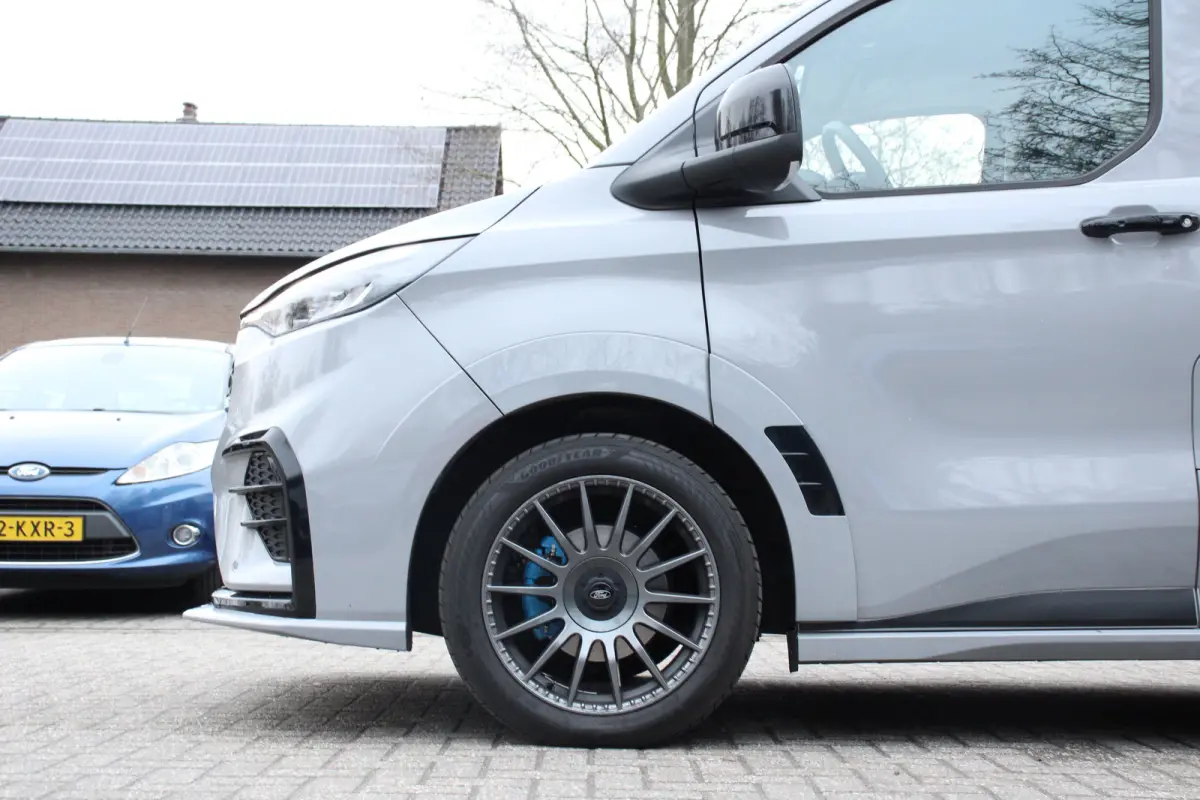 300 2.0 TDCI L1H1 MS-RT | NL-AUTO! | 1E EIGENAAR! | DIRECT RIJDEN! | WINTERPACK | TREKHAAK | CAMERA | DEALER OH! | STANDKACHEL | UNIEK!