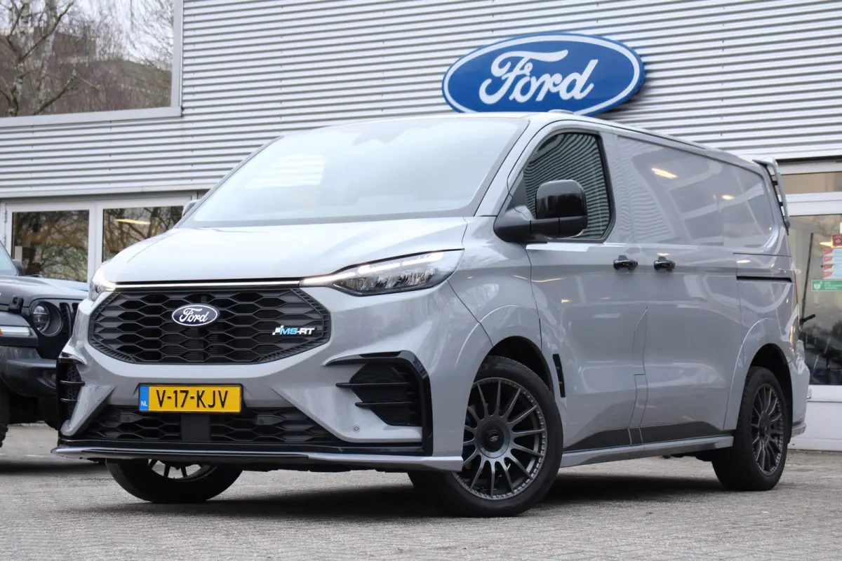 300 2.0 TDCI L1H1 MS-RT | NL-AUTO! | 1E EIGENAAR! | DIRECT RIJDEN! | WINTERPACK | TREKHAAK | CAMERA | DEALER OH! | STANDKACHEL | UNIEK!