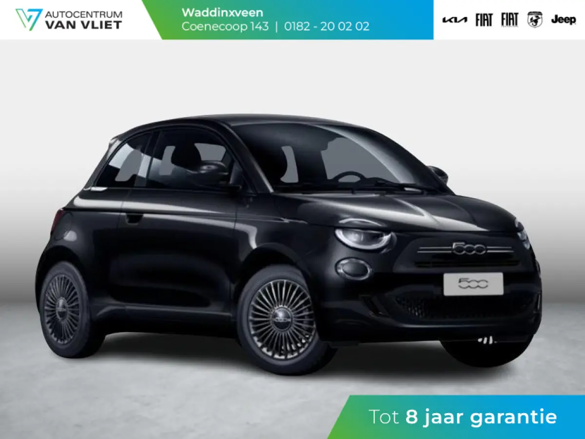 Hybrid Torino Launch Edition | Clima | Carplay | PDC | Priv Glass | Onyx Black