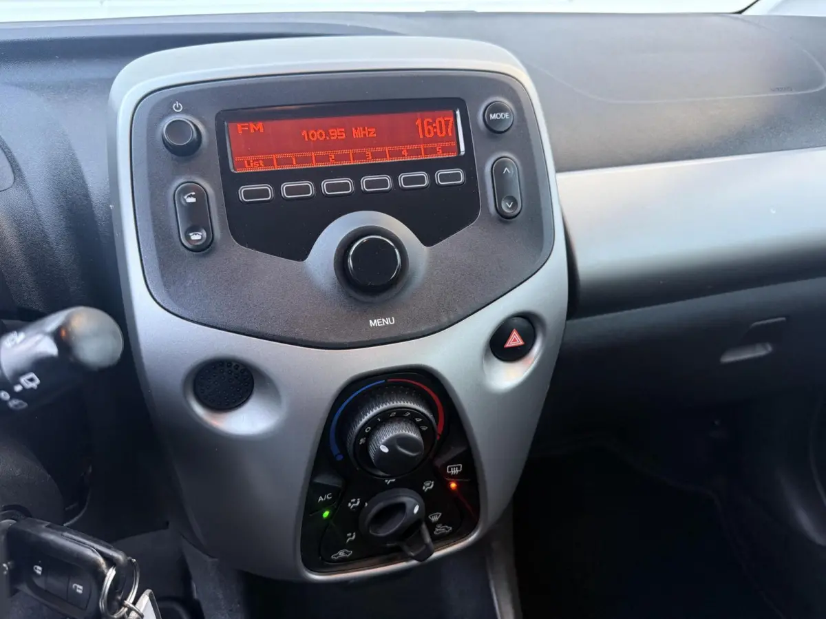 1.0 e-VTi Selection Cruise Led Airco 5 Drs NL Auto Eerste eigenaar Mf Stuur Aux