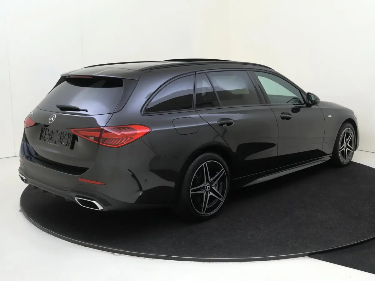 300 e Business Solution AMG /Panoramadak /Nightpakket /Winterpakket /Carplay