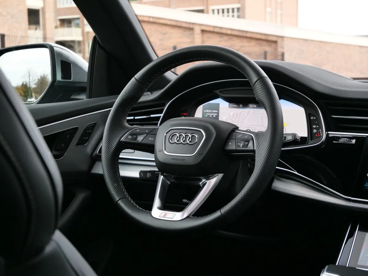 4.0 TFSI SQ8 Quattro 507 Pk Navi / DAB / Camera / Luchtvering