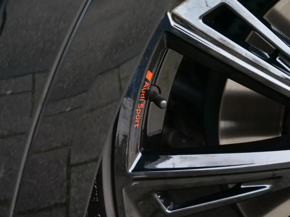 4.0 TFSI SQ8 Quattro 507 Pk Navi / DAB / Camera / Luchtvering