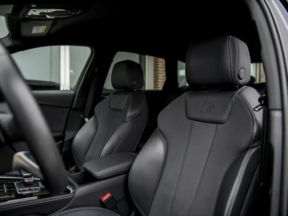 45TFSi 265pk Quattro S Edition Competition Plus | Adapt.dempers | RS Carbon optiek int. | Matrix LED | HuD | Keyless | Mem.stoel | Trekhaak zwenkbaar | 19" Audi Sport LMV | Ass.City & Tour |