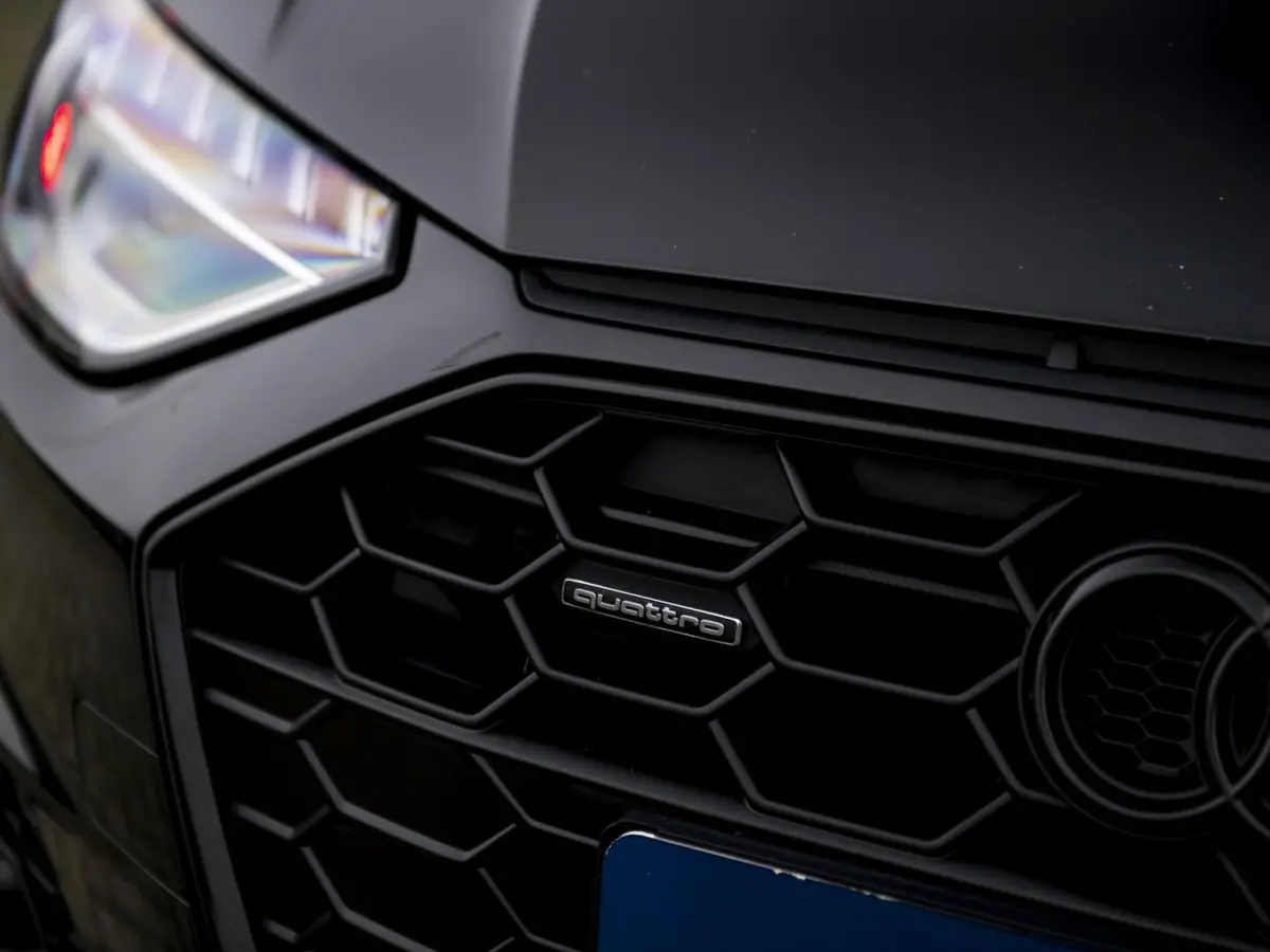 45TFSi 265pk Quattro S Edition Competition Plus | Adapt.dempers | RS Carbon optiek int. | Matrix LED | HuD | Keyless | Mem.stoel | Trekhaak zwenkbaar | 19" Audi Sport LMV | Ass.City & Tour |