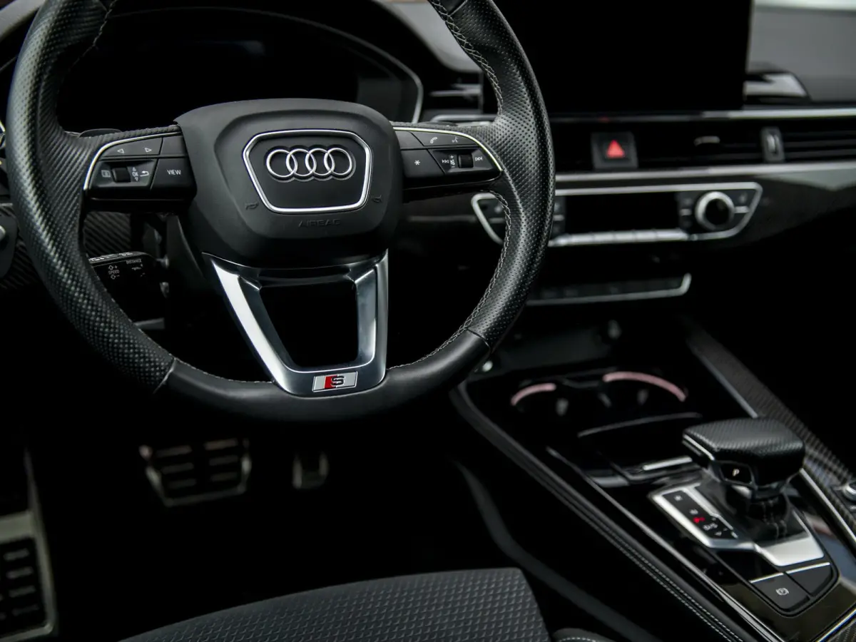 45TFSi 265pk Quattro S Edition Competition Plus | Adapt.dempers | RS Carbon optiek int. | Matrix LED | HuD | Keyless | Mem.stoel | Trekhaak zwenkbaar | 19" Audi Sport LMV | Ass.City & Tour |