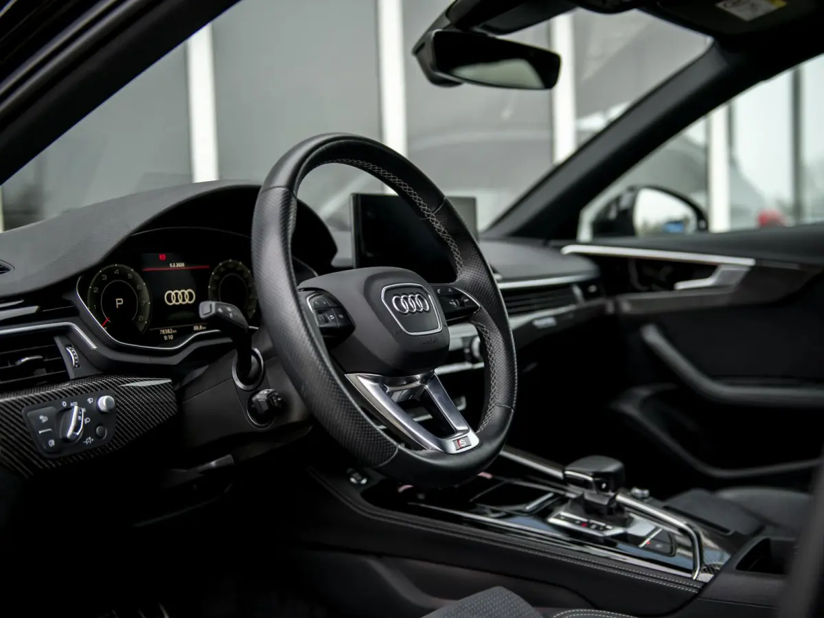 45TFSi 265pk Quattro S Edition Competition Plus | Adapt.dempers | RS Carbon optiek int. | Matrix LED | HuD | Keyless | Mem.stoel | Trekhaak zwenkbaar | 19" Audi Sport LMV | Ass.City & Tour |