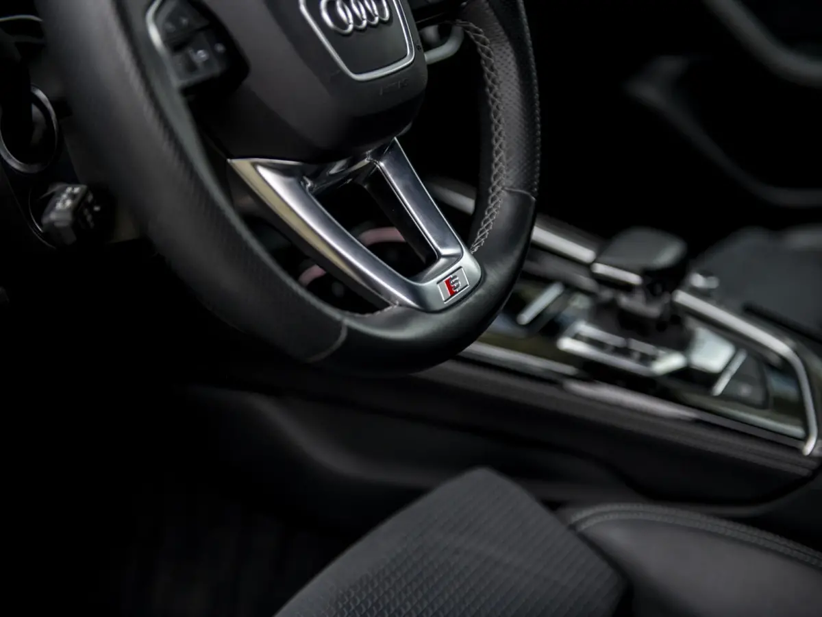 45TFSi 265pk Quattro S Edition Competition Plus | Adapt.dempers | RS Carbon optiek int. | Matrix LED | HuD | Keyless | Mem.stoel | Trekhaak zwenkbaar | 19" Audi Sport LMV | Ass.City & Tour |
