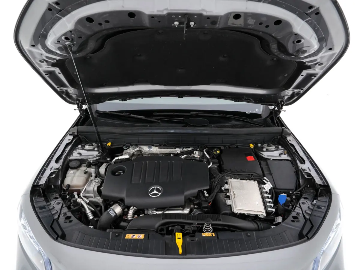 200 d ( VAN ) Premium AMG-SportPack Aut. *LEATHER-MICROFIBRE | FULL-LED | AMBIENT-LIGHT | WIDE-SCREEN-DIGICOCKPIT | HEATED-SPORTSEATS | KEYLESS | NAVI-FULLMAP | DAB+ | ECC | PDC | CRUISE | 1